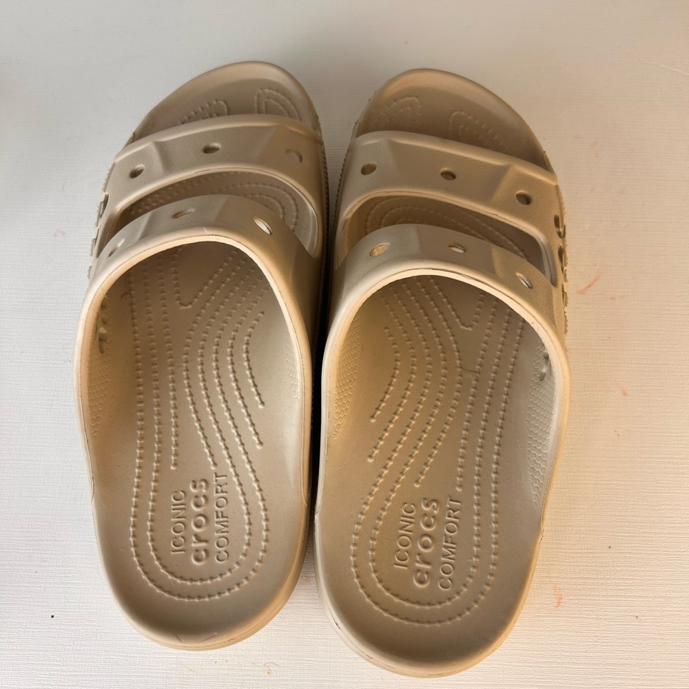 CROCS Baya iconic comfort Beige waterproof slides logo men’s sz 8 women’s sz10 - Picture 3 of 8